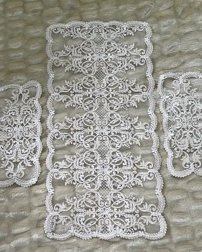 Комплект декоративных салфеток EI 1412258