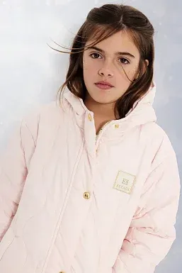 ESCADA GIRLS