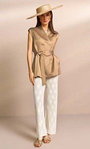 Жилет с ремнем женский RIANI 1450010